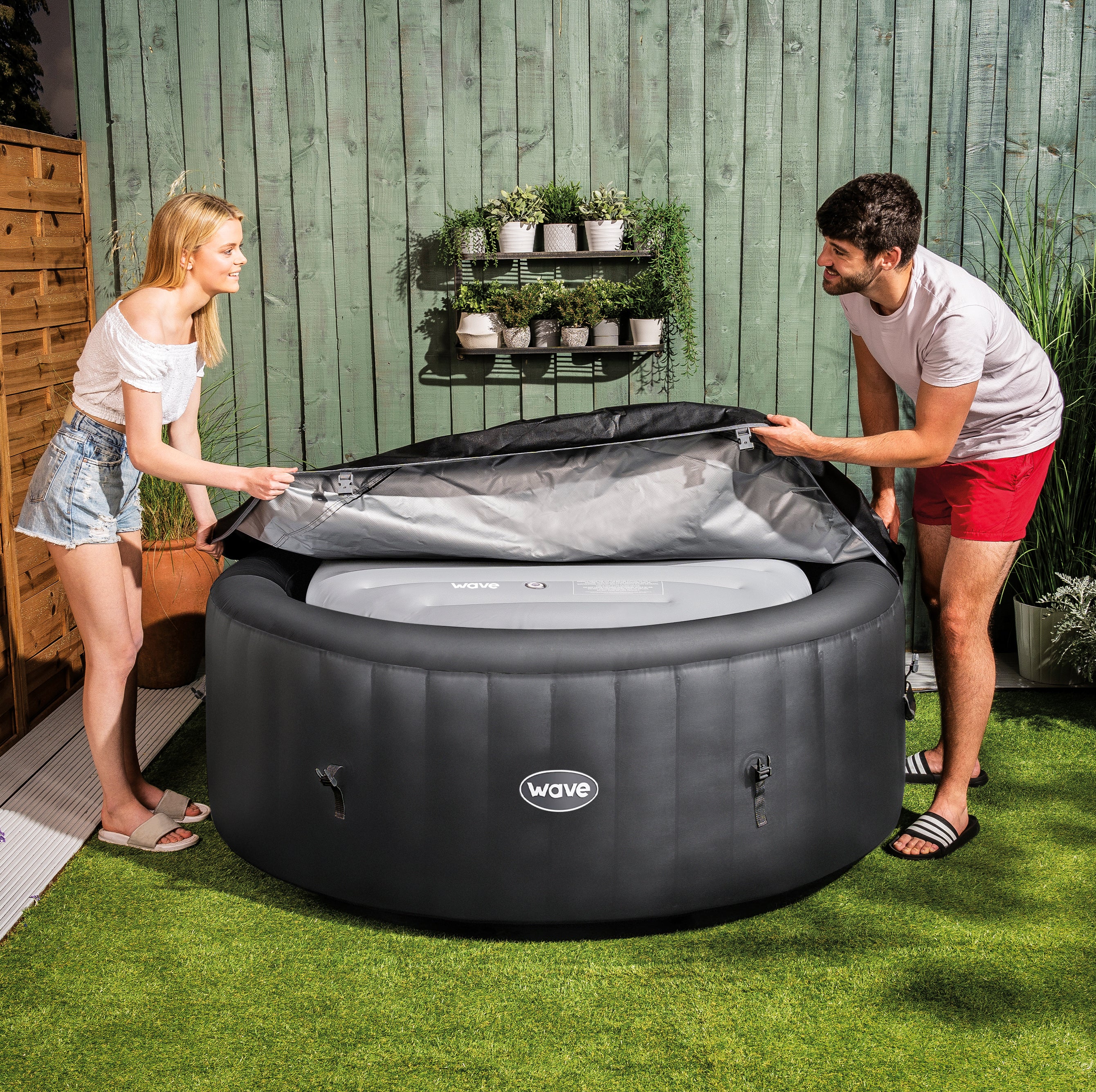 Thermally Efficient Protective Inflatable Cover | White