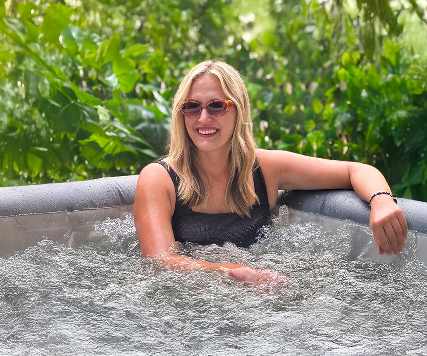 Pacific | 4/6-Person Square Inflatable Hot Tub | Portable Spa