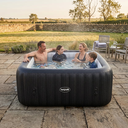 Pacific | 4/6-Person Inflatable Hot Tub | Integrated Heater | ETL